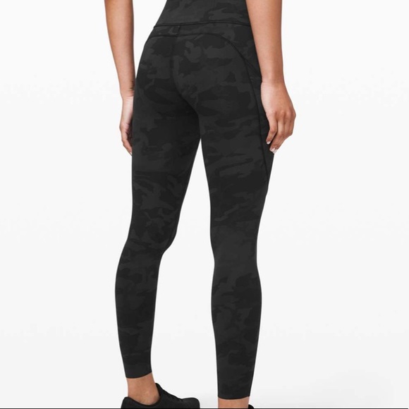 NWOT Lululemon Fast and Free Tight 25” - Picture 2 of 7